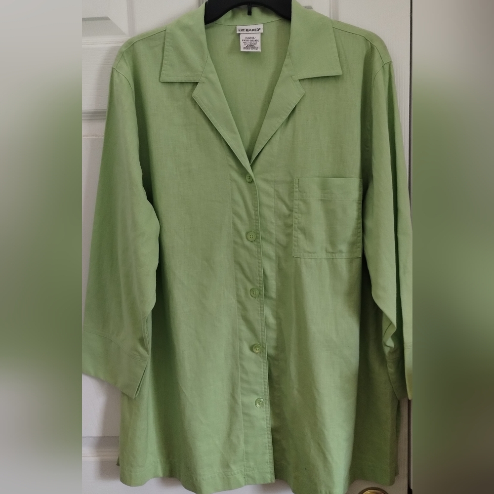 Liz Baker Light Green Linen Blend 3/4 Sleeve Blouse